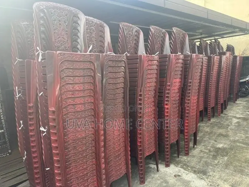 Piyestra Plastic Chair