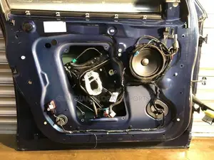 Land Rover Discovery 4 door