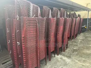 Piyestra Plastic Chair