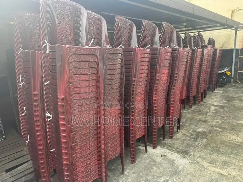 Piyestra Plastic Chair
