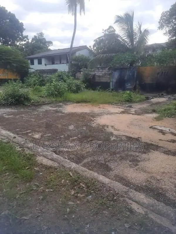 Land For Sale In Nugegoda