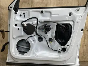 Audi Q2 front door