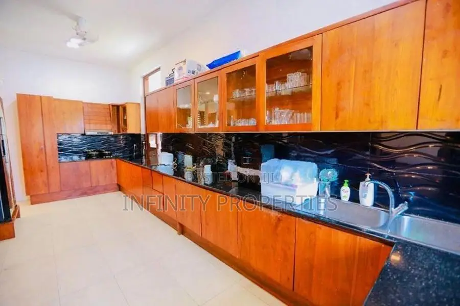 (AFA736) House for sale in Nugegoda