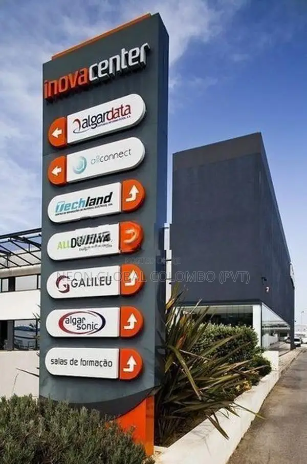 Light Boxes That Work Around the Clock