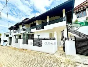 (AFA775) 02 Story House With 7.5 P Sale At Madiwela Kotte
