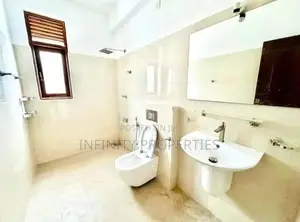 (AFA775) 02 Story House With 7.5 P Sale At Madiwela Kotte