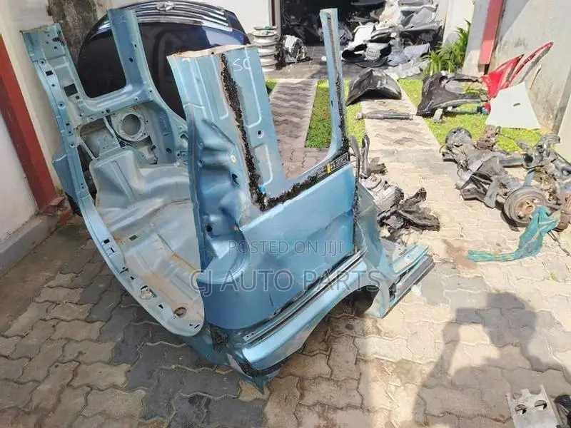 Suzuki Spacia MK42 Back Cut