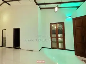 Luxury House For Sale in Kesbewa