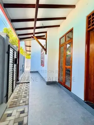 Brand New House for Sale in Athurugiriya