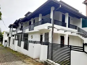 (AFA775) 02 Story House With 7.5 P Sale At Madiwela Kotte