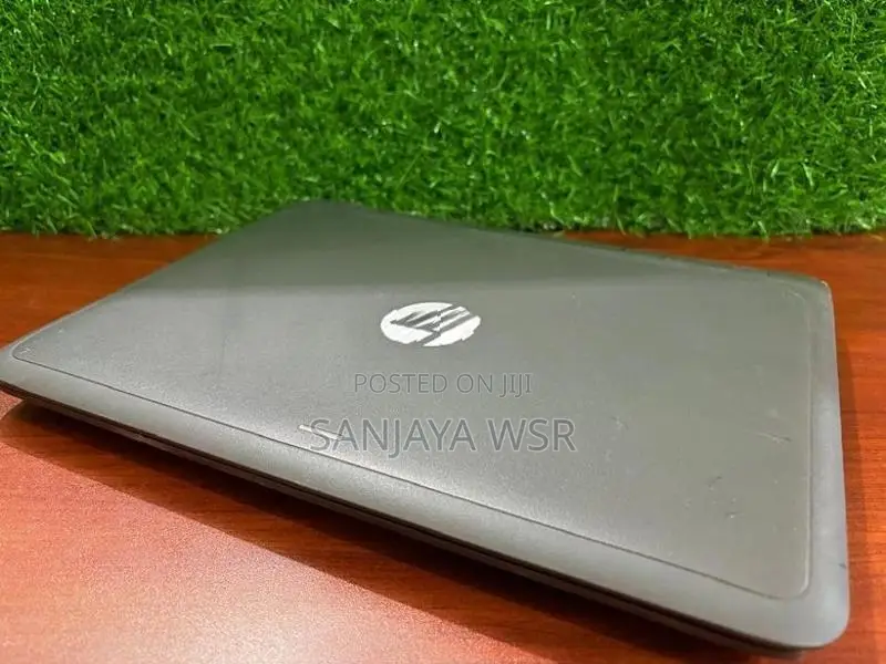 Hp i3 5th GEN Laptop