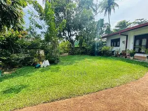 11 Perch super Land for Sale Boralesgamuwa