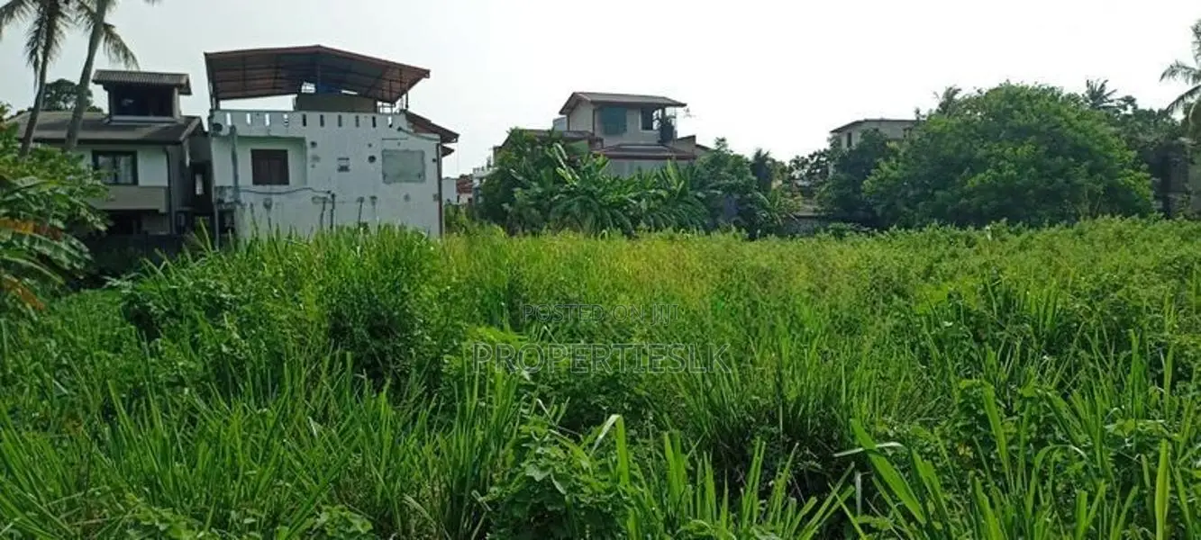 Colombo 15 Mattakkuliya 100 Perches Land For Sale