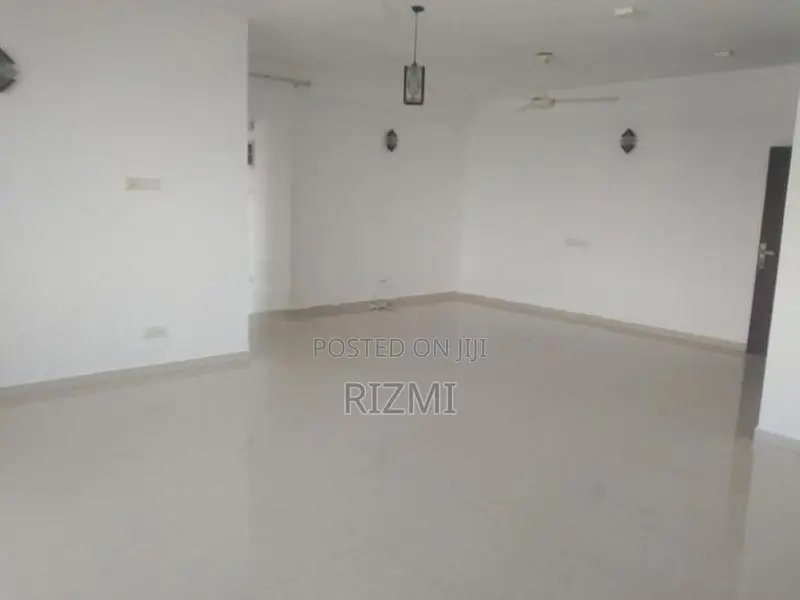 1635sq 3BR Luxury Apartment for Sale in Dehiwala Galvihara Rd
