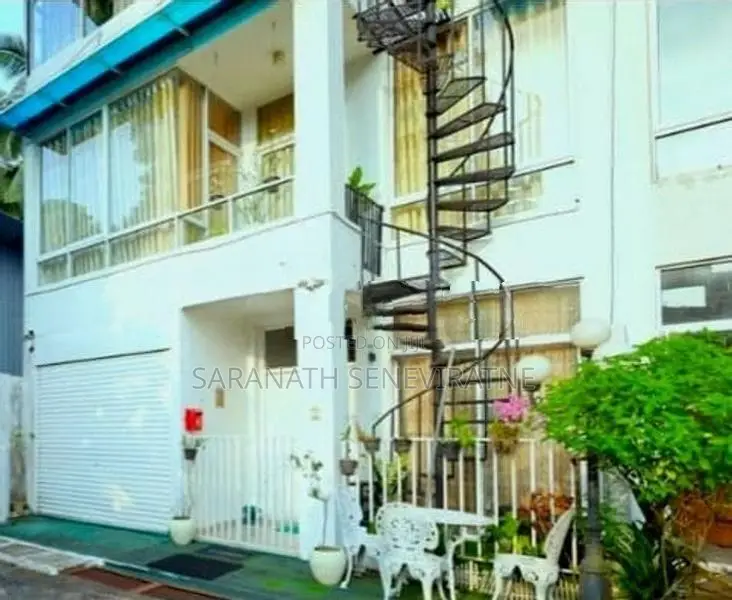 3 Storied House With Condominium Deeds - Homagama Park Residencies