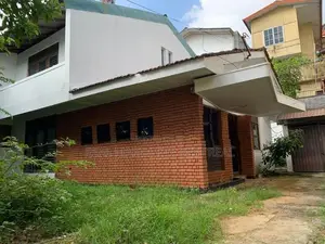 Nawala : 3 BR (10.2 Perch) House for sale at School lane