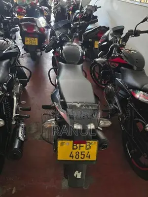 Bajaj Pulsar 150 2017