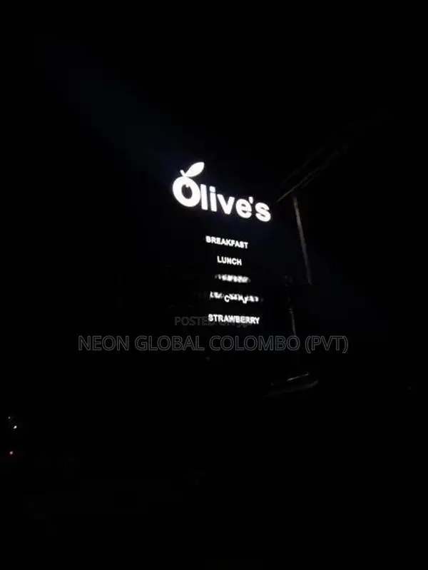 Acrylic Glow: Premium Vacuum‑Formed Light Boxes