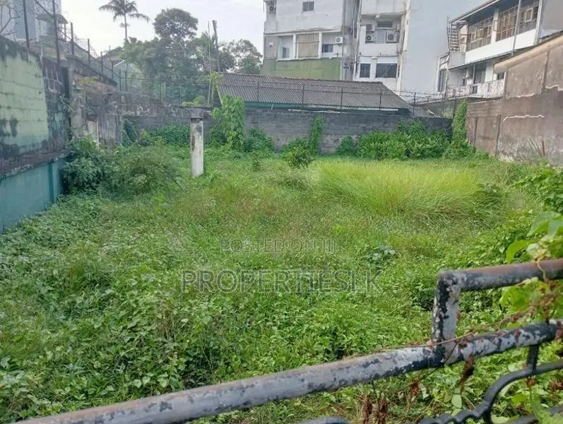 Colombo 15 Mattakkuliya 100 Perches Land For Sale