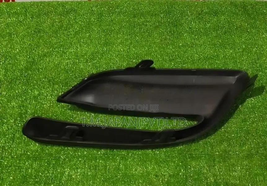 MAZDA 3 AXELA 2017 2018 FOG LIGHT COVER