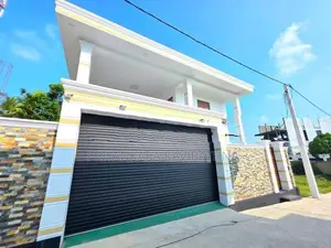 3 Storied Luxury House in Boralesgamuwa