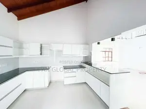 House for Sale in Boralesgamuwa