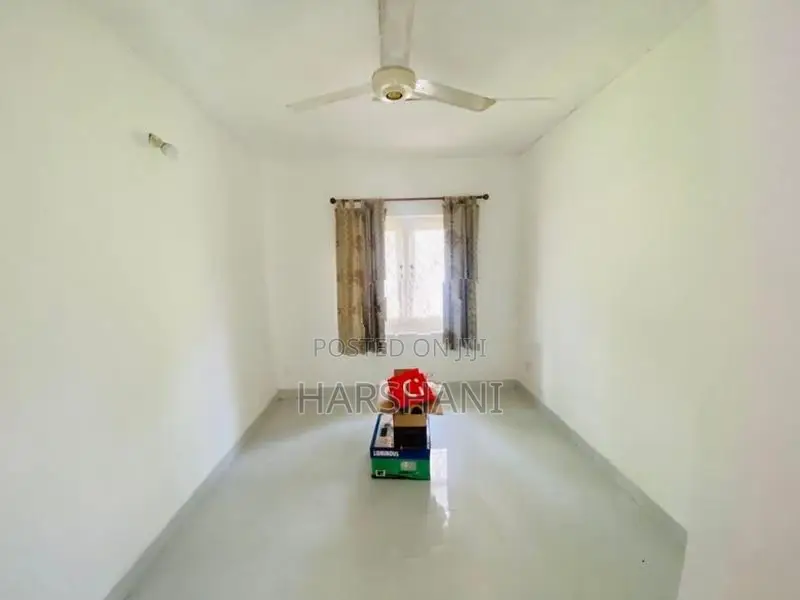 14P with Livable House at LAND VALUE, Close to Kottawa & Homagama