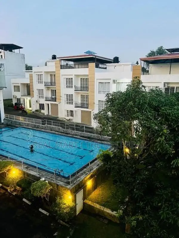 Homagama : Brand new 5 A/C BR Luxury Apartment for Sale
