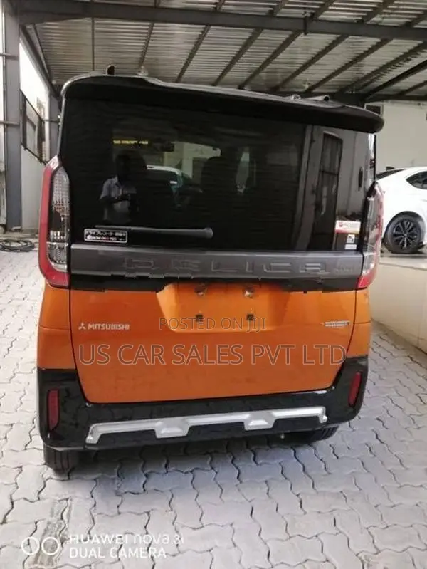 Mitsubishi Delica 2024
