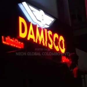 Super Acrylic Pylon Light Boxes – Brilliance That Lasts