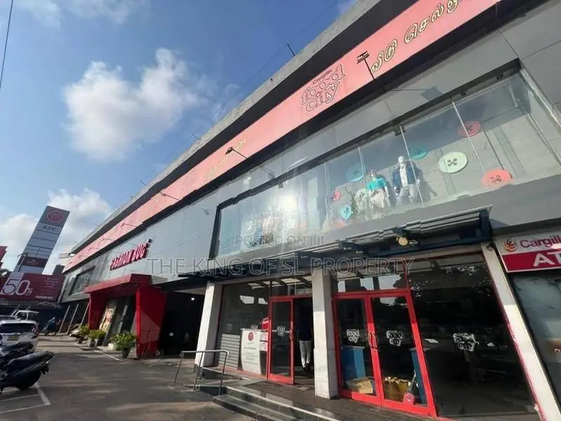Building for Sale in Moratuva (Katubedda)