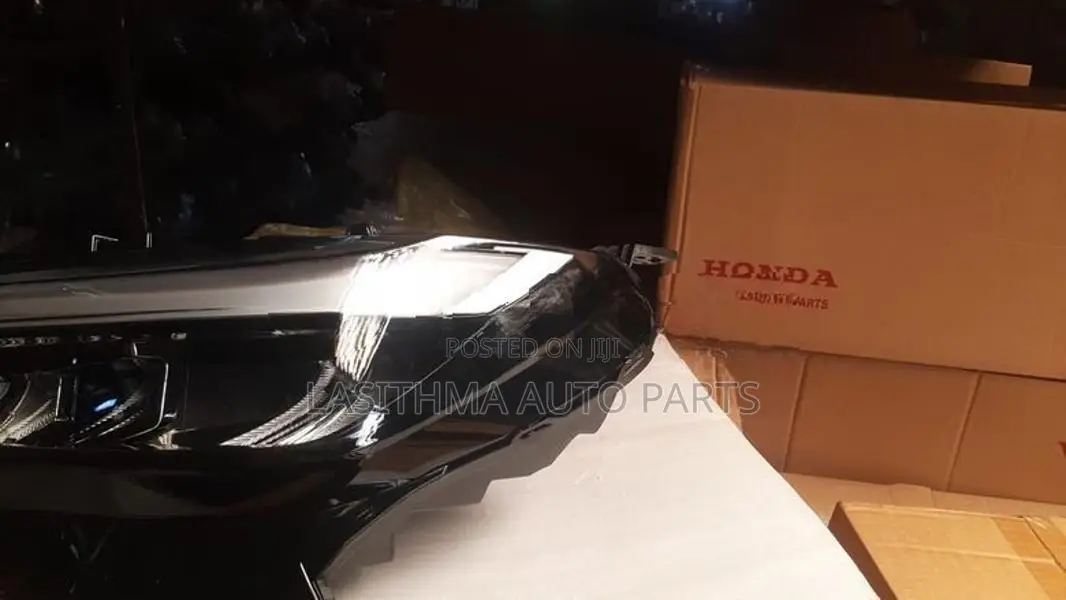 Vezel New Head Lamp