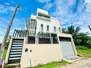 Contemporary House for Sale Athurugiriya