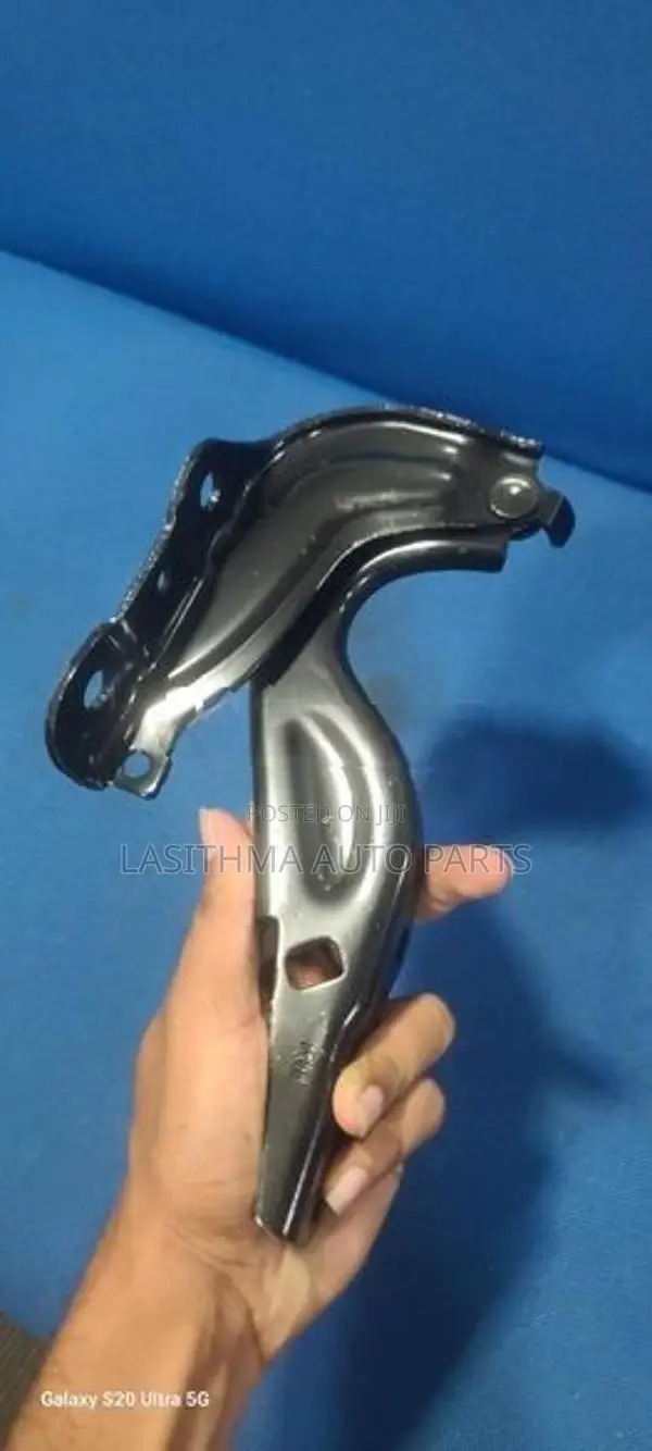 Eclipse Cross Bonnet Inches
