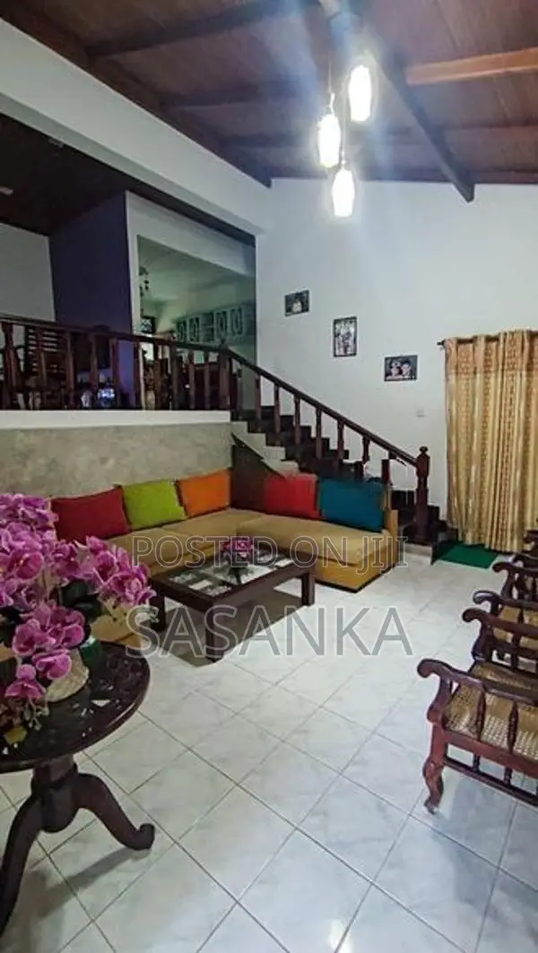 Panadura Prime Location 57 Perches Luxury House For sale