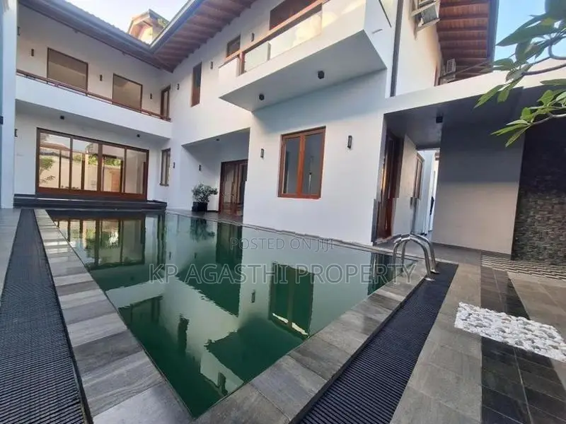 3st Brand new Beautiful super luxury house for sale in pitakotte