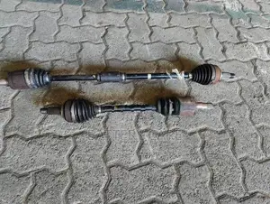 HONDA FIT GP 1 CV AXLE