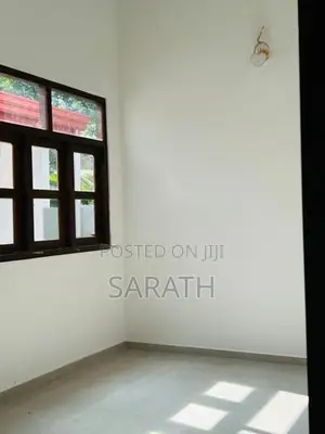 9.9 P With Brand New House In Athurugiriya