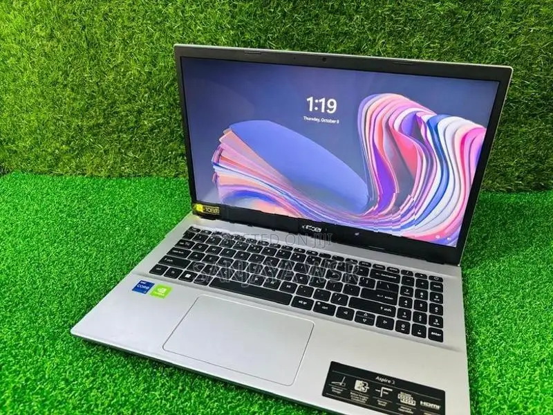 Acer i7 12th GEN Laptop Intel Iris Xe Graphics