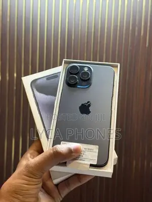 Apple iPhone 15 Pro Max 256GB (Used)