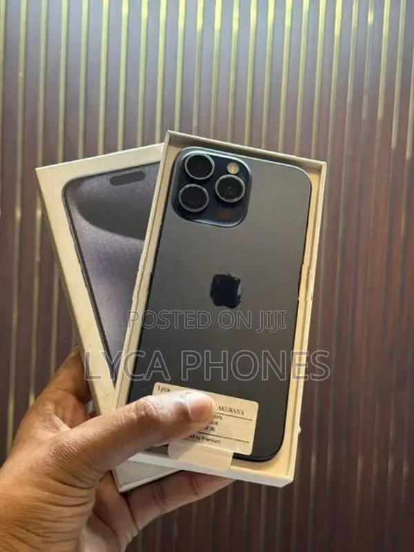 Apple iPhone 15 Pro Max 256GB (Used)