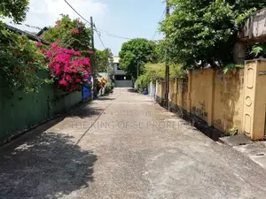 House for Sale in Thalawathugoda ( Hokandara)