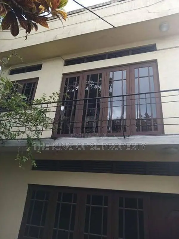 House for Sale in Colombo 05