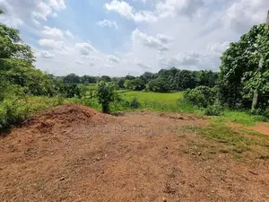 නිට්ටඹුව – අත්තනගල්ල පාර ,වටිනා නේවාසික බිම් කොටසක් විකිණීමට