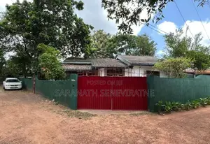 Single Storied House Almost Land Value - Kesbewa Town