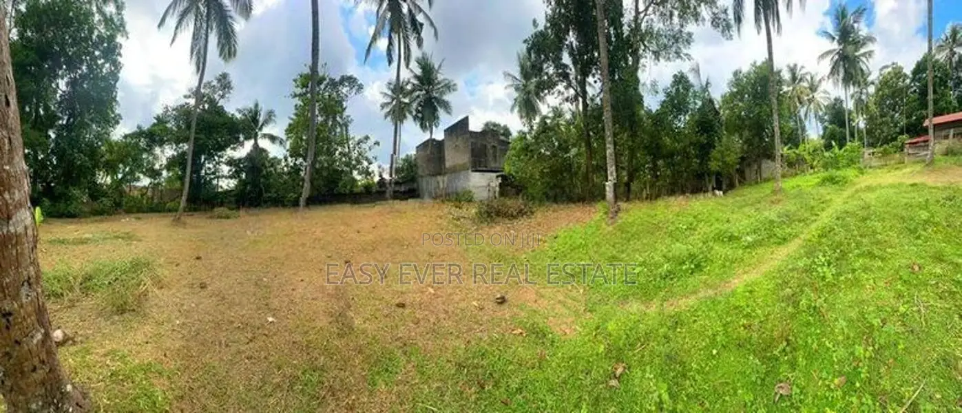 යක්කල වීදියවත්ත පර්චස්10 . තැනිතලා ඉඩමක් කොටස් වශයෙන් විකිණිමට