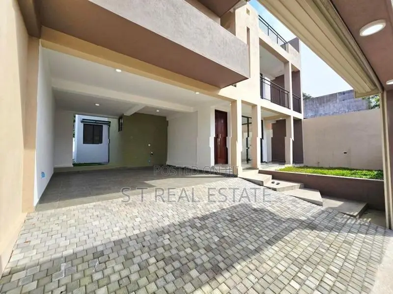 Modern Designed Luxury Three Story House For Sale In Piliyandala