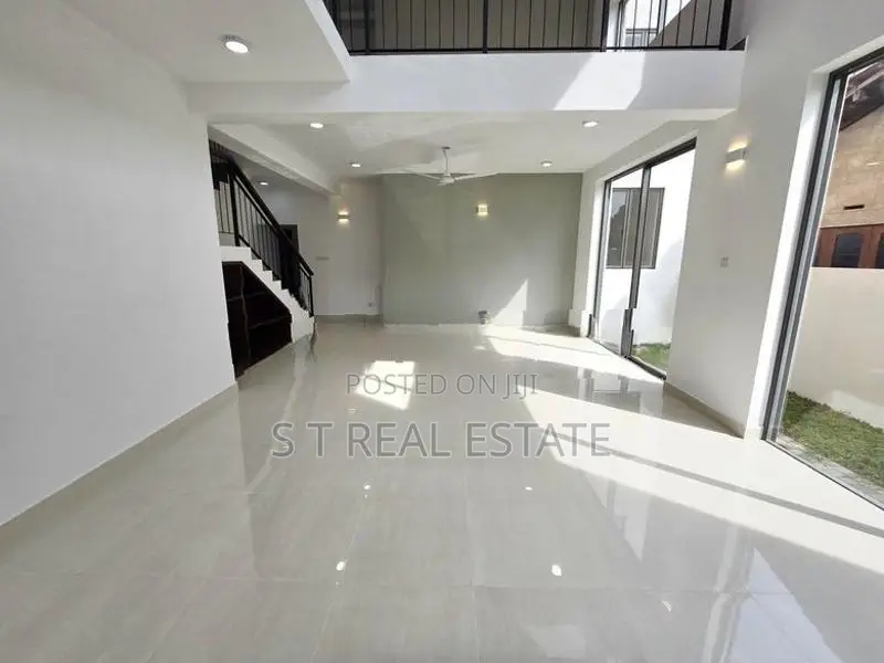 Modern Designed Luxury Three Story House For Sale In Piliyandala