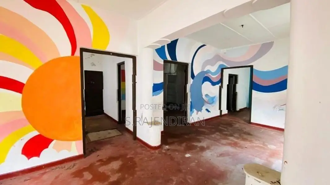 single House for sale in Wellawatta Landsite
