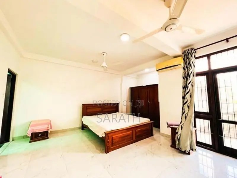 Valuable House Sale With Furniture